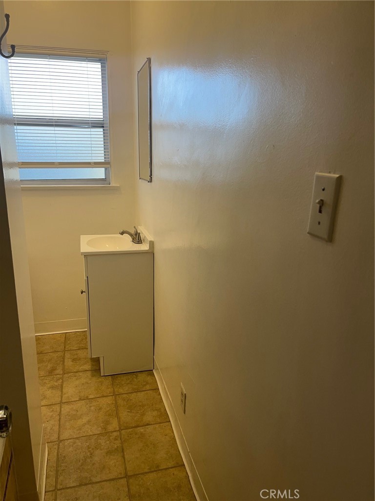 833 Cedar Property Photo 22