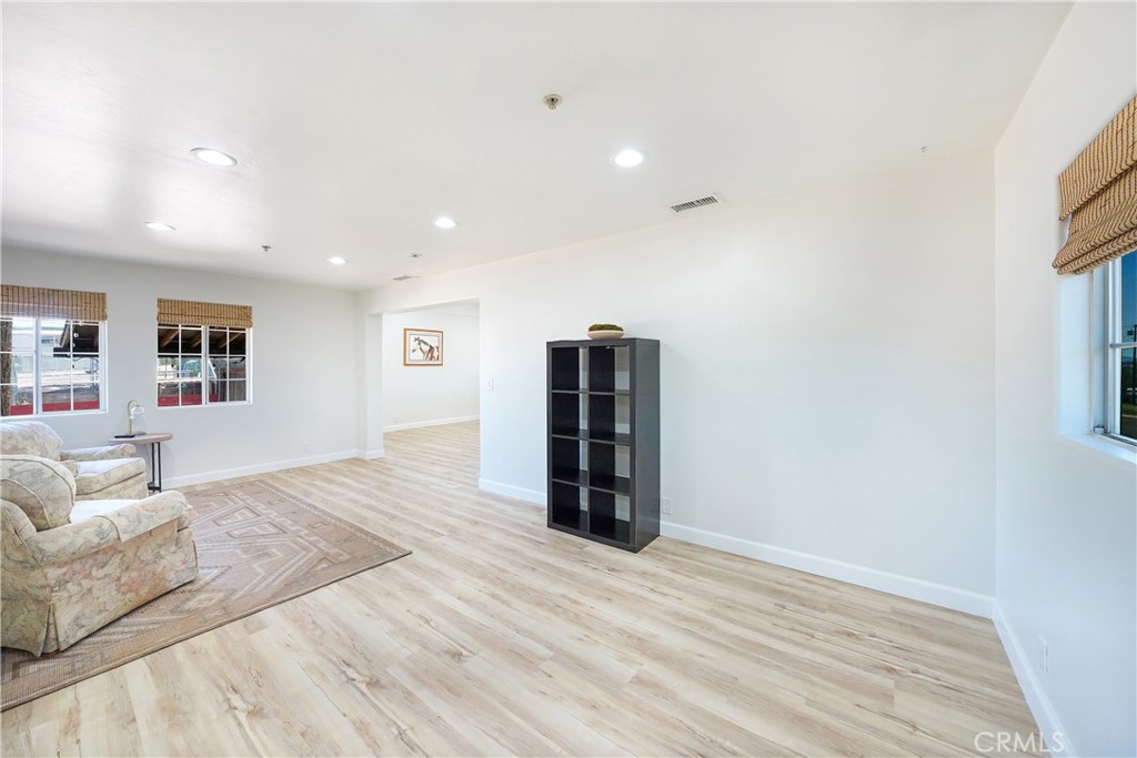 2165 Lilac Property Photo 12