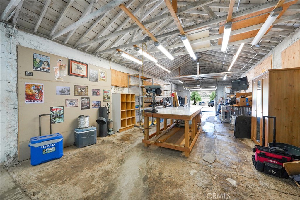 2165 Lilac Property Photo 29