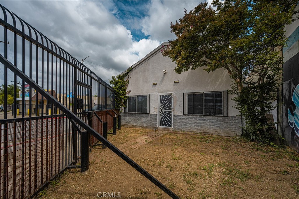 4901 Telegraph Road Property Photo 3