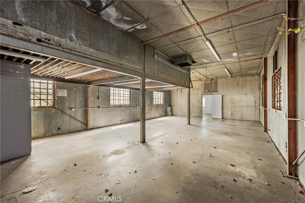 4901 Telegraph Road Property Photo 12