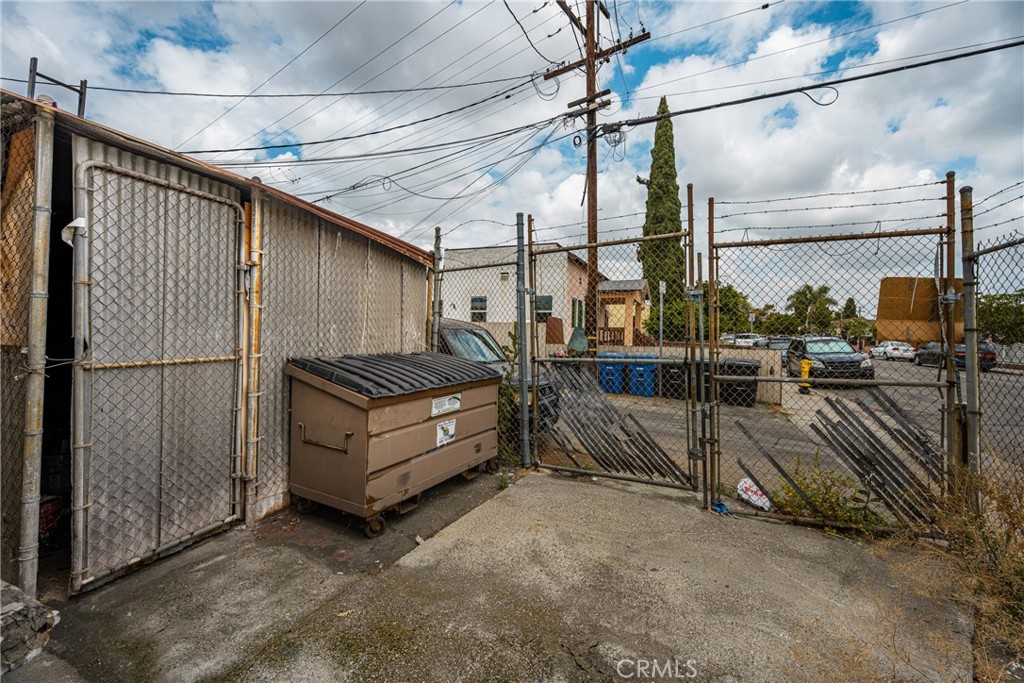 4863 Telegraph Road Property Photo 13
