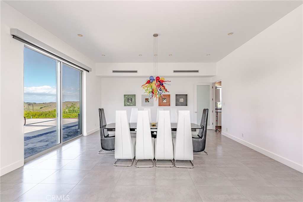 23980 Falcons View Property Photo 16