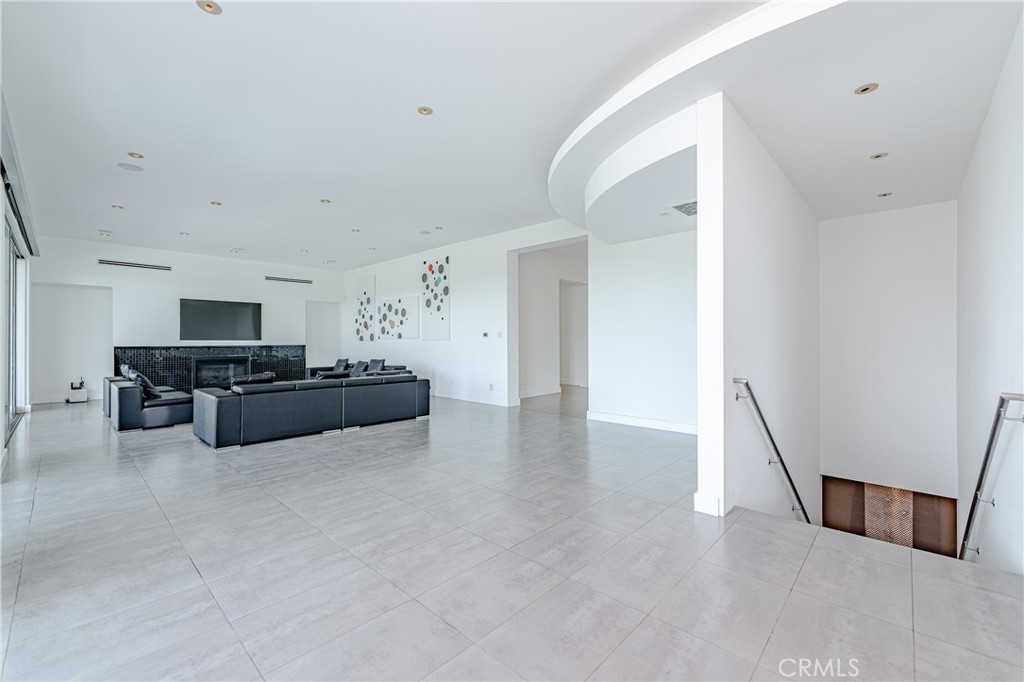 23980 Falcons View Property Photo 29