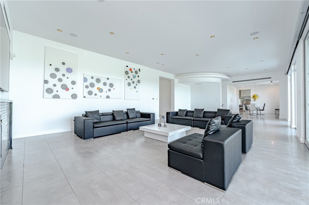 23980 Falcons View Property Photo 33