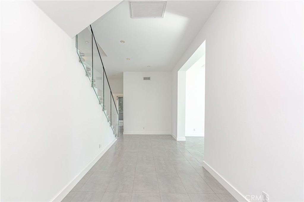 23980 Falcons View Property Photo 40