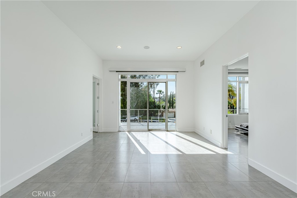23980 Falcons View Property Photo 41