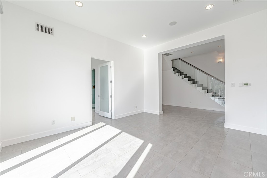 23980 Falcons View Property Photo 42