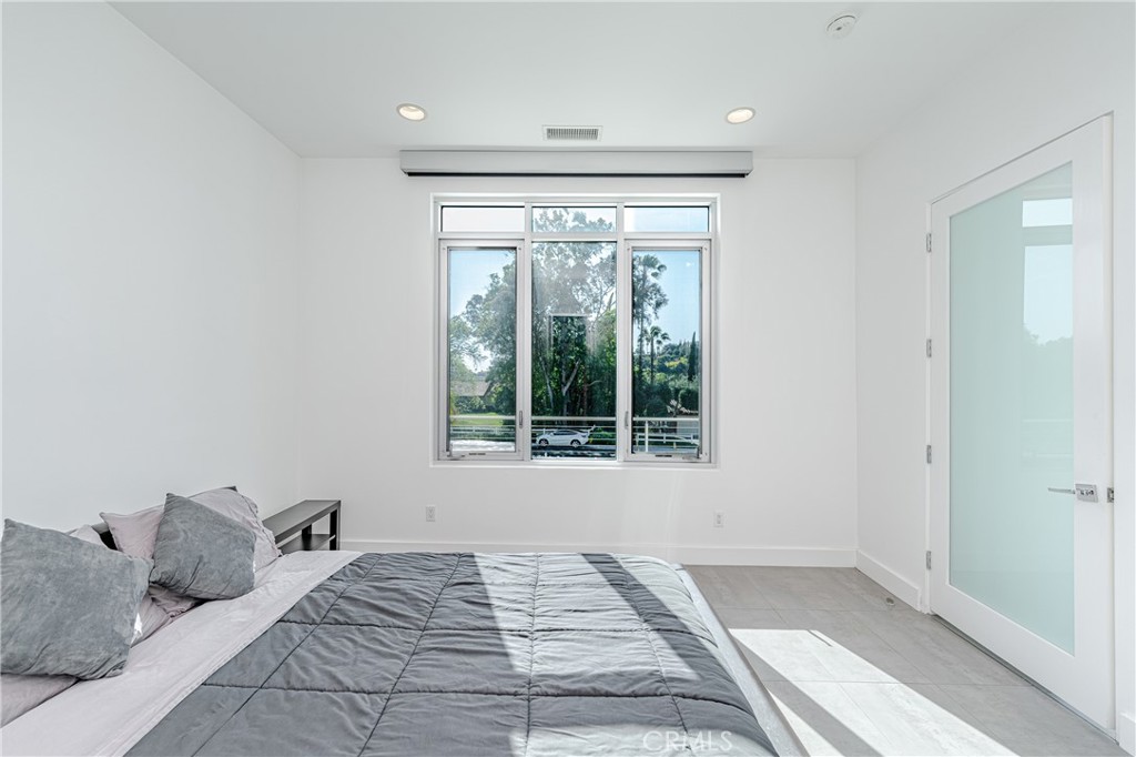 23980 Falcons View Property Photo 44