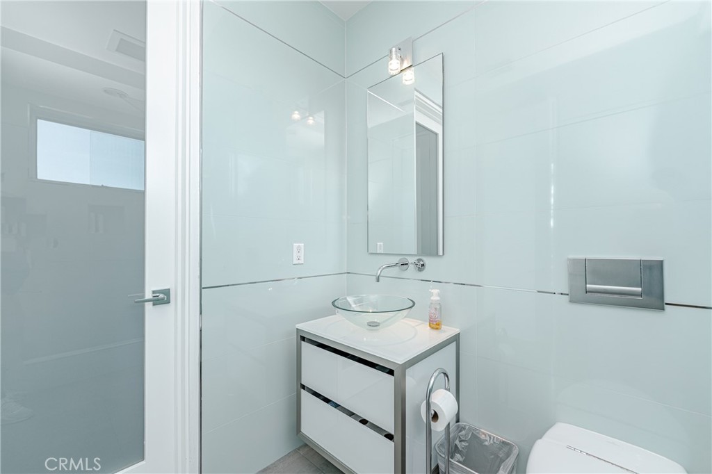 23980 Falcons View Property Photo 46