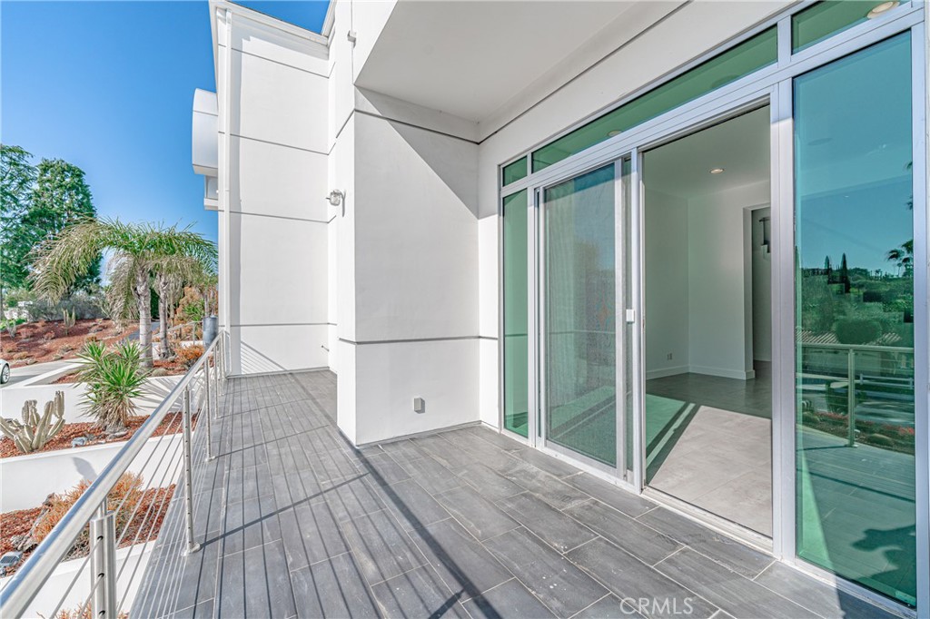 23980 Falcons View Property Photo 54