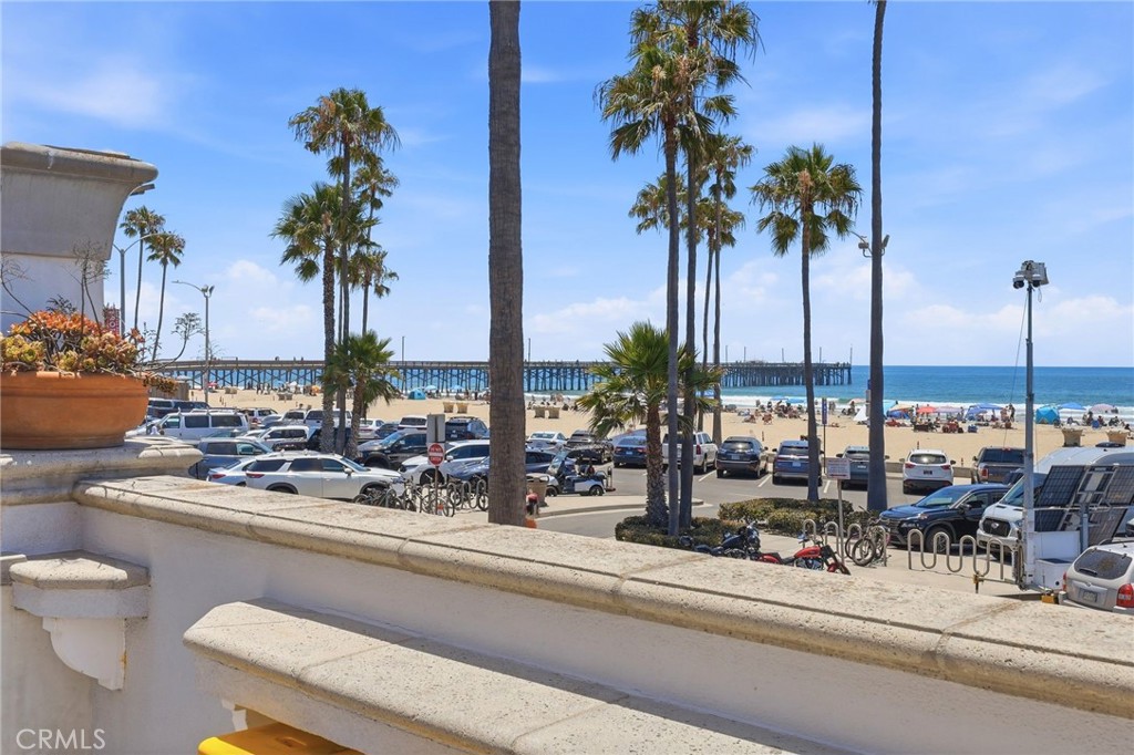 2202 W Oceanfront Property Photo 2