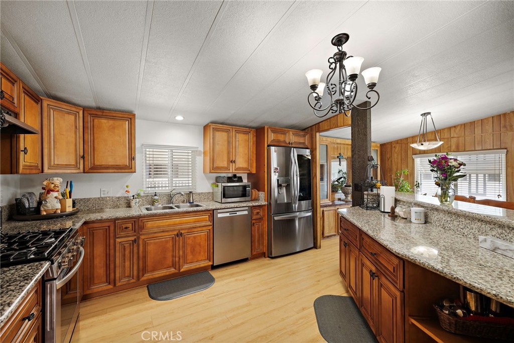 12101 Dale 105 Property Photo 13