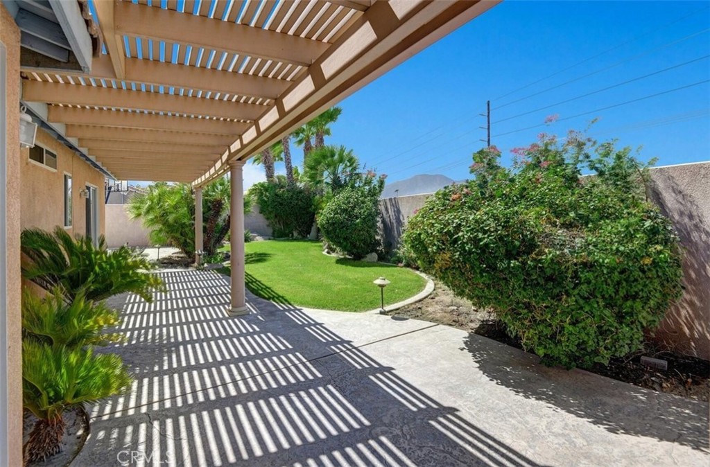 81258 Avenida Esmeralda Property Photo 11
