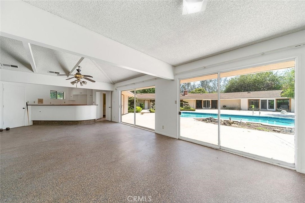 20827 E Mesarica Road Property Photo 14