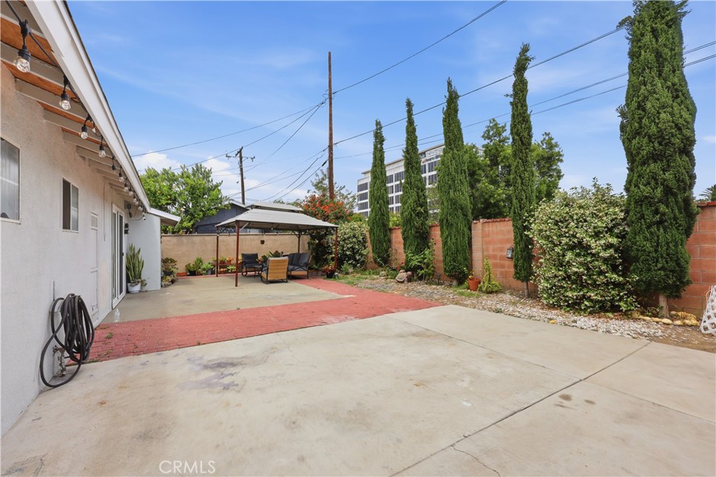 456 N Linden Property Photo 23