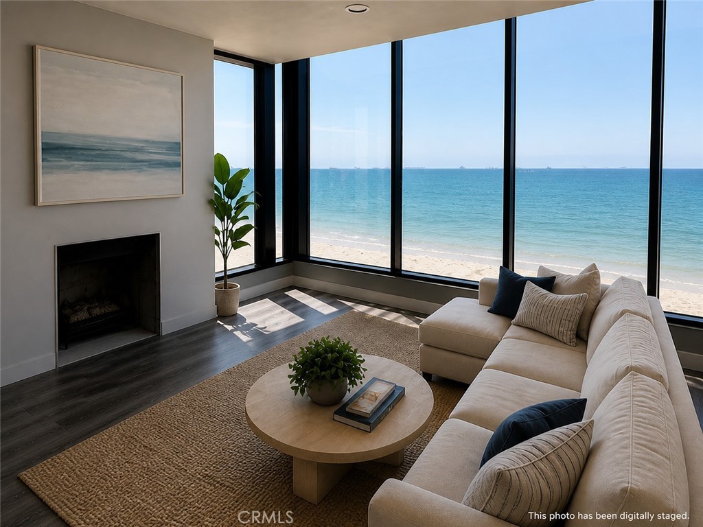 6117 E Seaside Property Photo 2