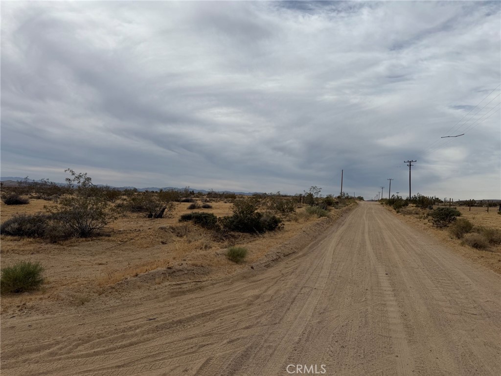 0 Acoma Property Photo 7