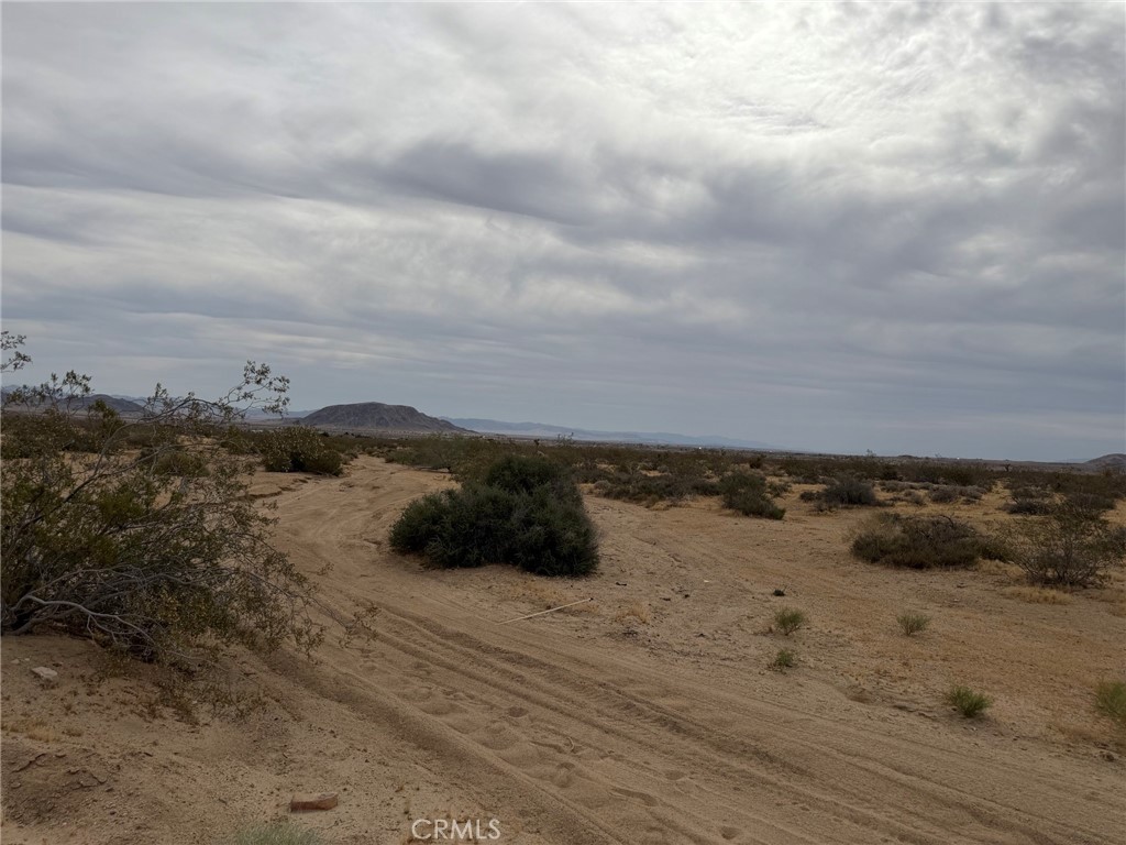 0 Acoma Property Photo 10