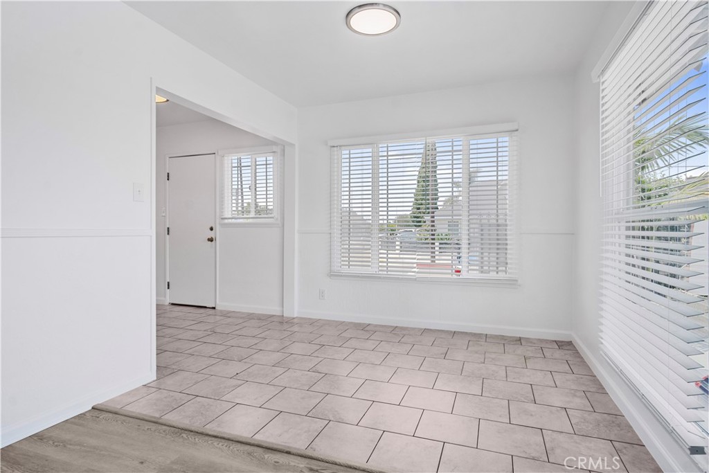 11603 Angell Property Photo 7