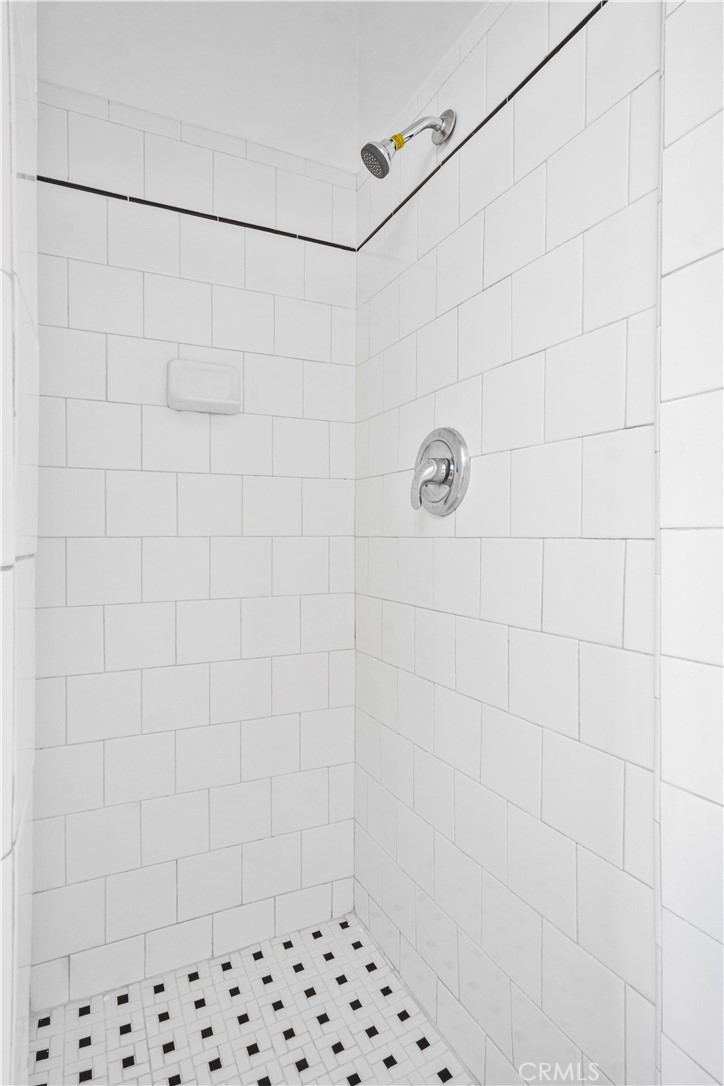 11603 Angell Property Photo 15