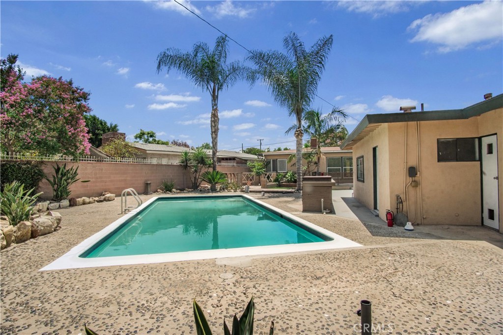 11603 Angell Property Photo 24