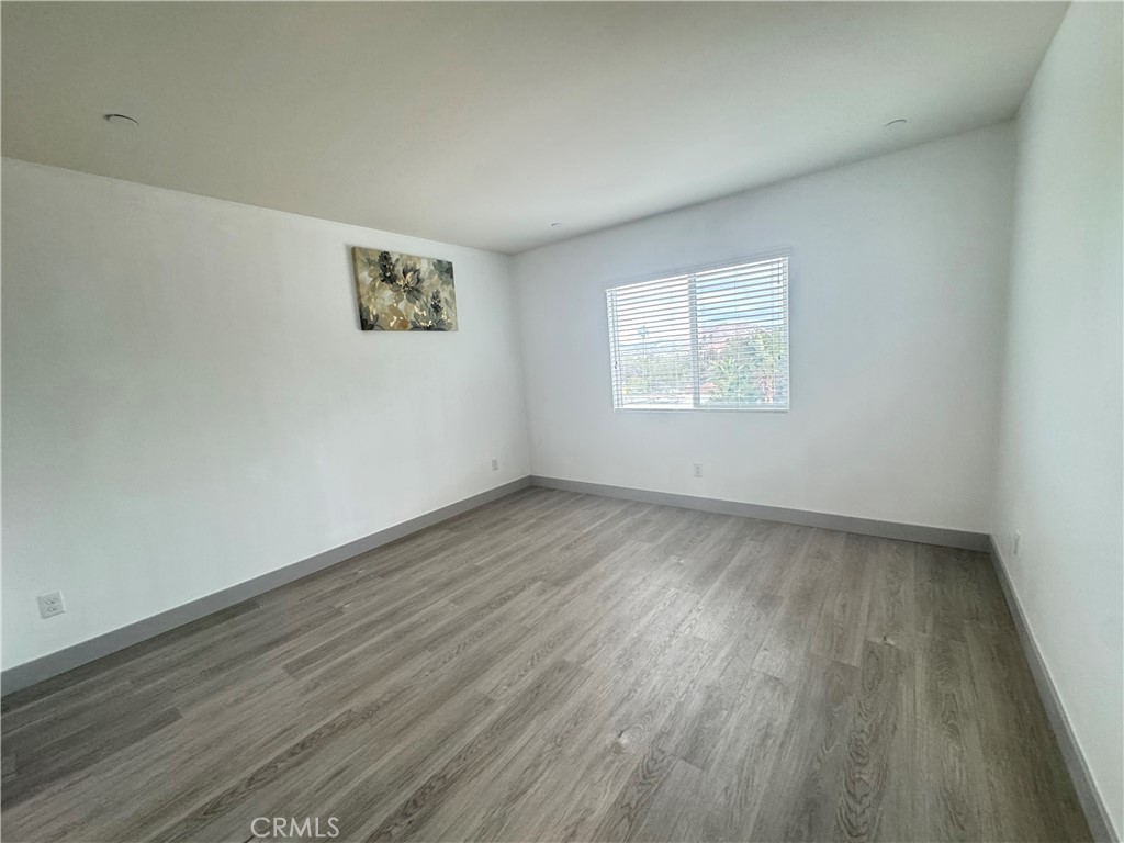 11742 Connell Property Photo 26