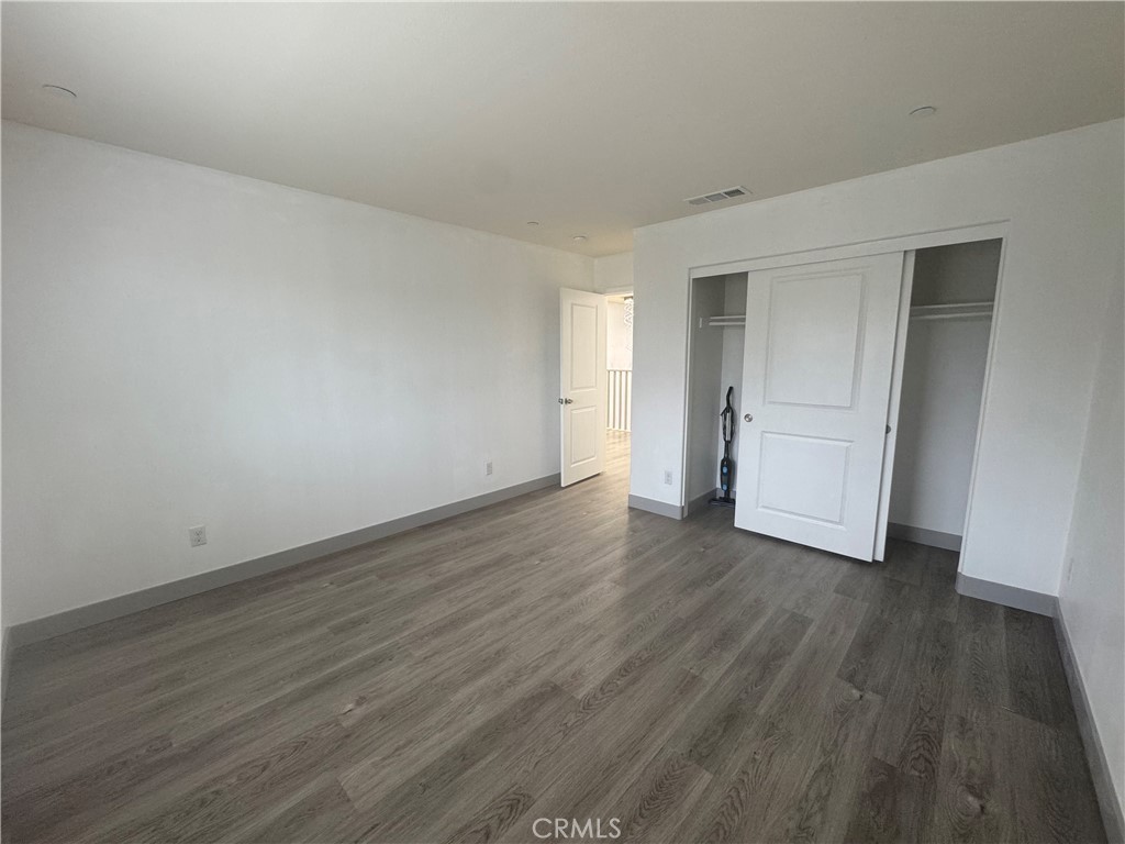 11742 Connell Property Photo 27
