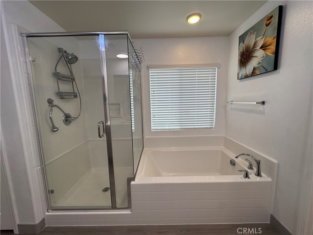 11742 Connell Property Photo 38