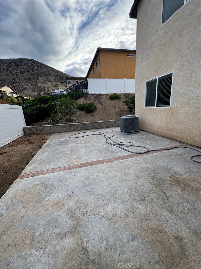 11742 Connell Property Photo 42