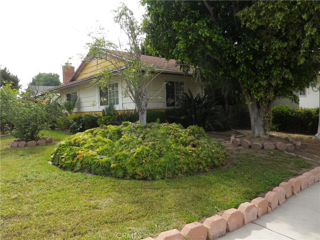 9916 Whitaker Avenue Property Photo 2
