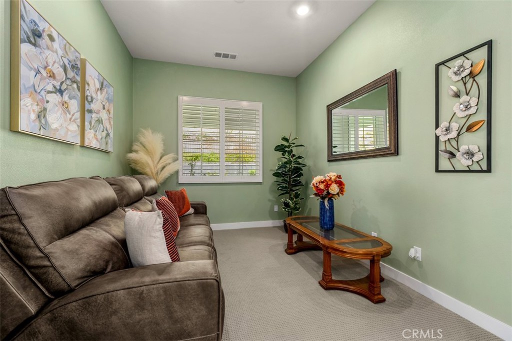 405 Sunrise Property Photo 13
