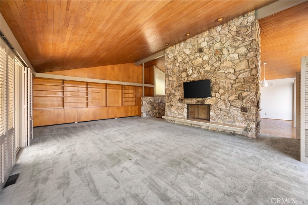 8780 Hillcrest Road Property Photo 26