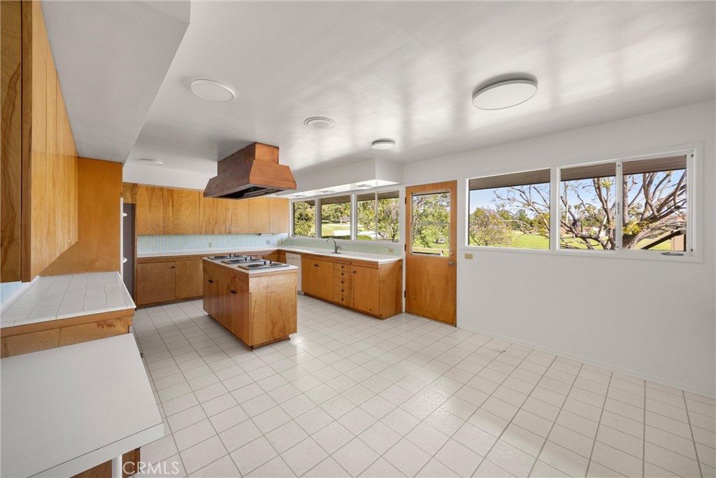 8780 Hillcrest Road Property Photo 34