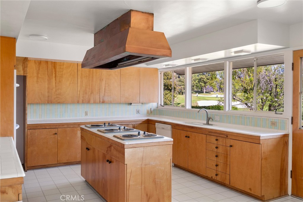 8780 Hillcrest Road Property Photo 37