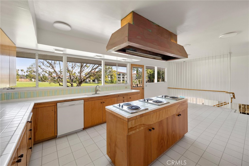 8780 Hillcrest Road Property Photo 39