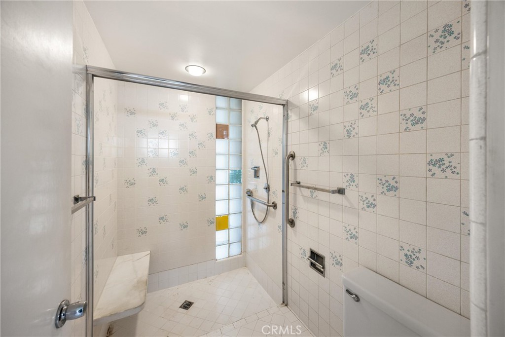 8780 Hillcrest Road Property Photo 46