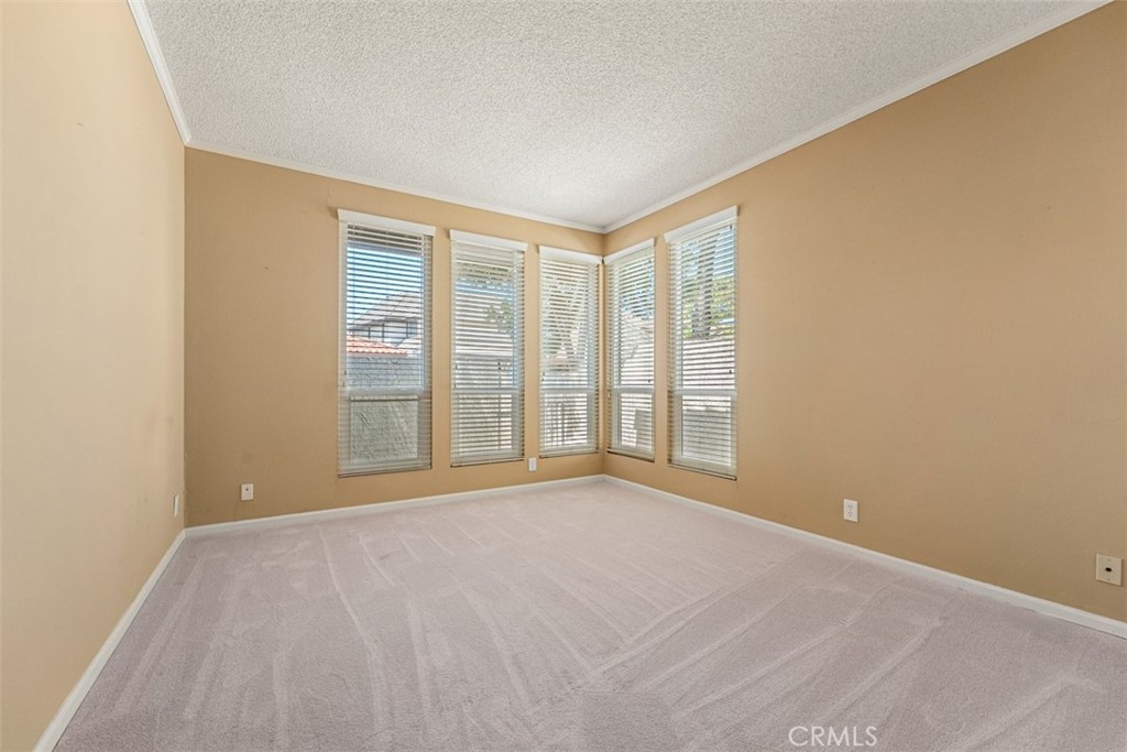 644 Avery Property Photo 8
