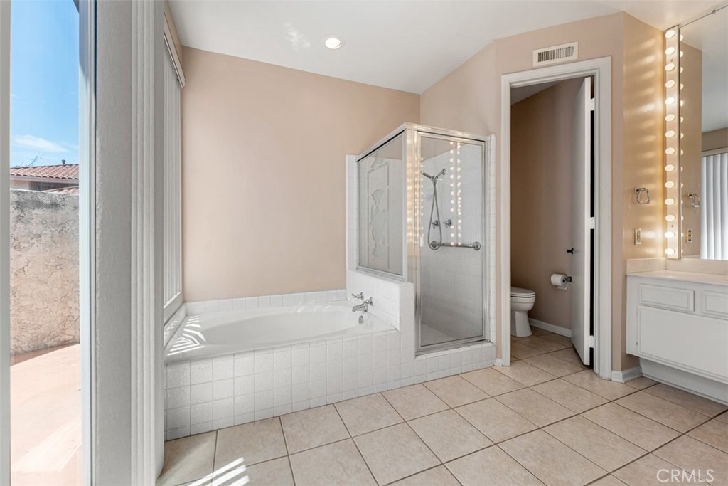 644 Avery Property Photo 23