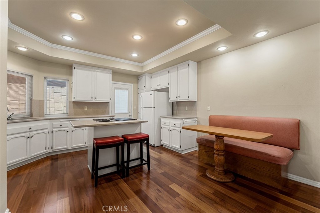644 Avery Property Photo 31