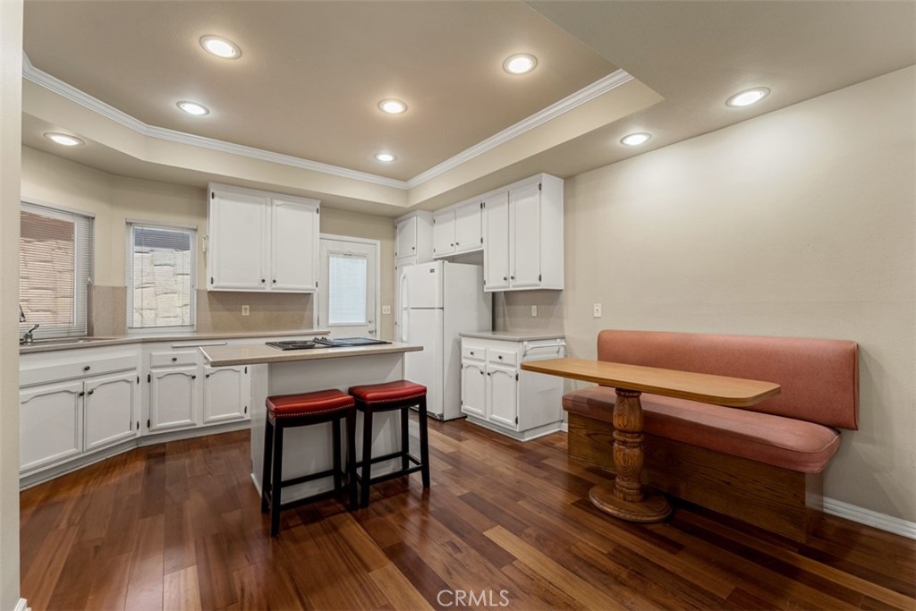 644 Avery Property Photo 31