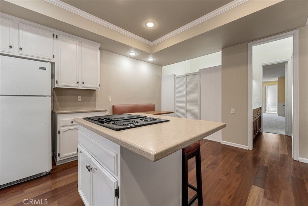 644 Avery Property Photo 35