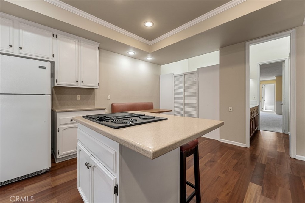 644 Avery Property Photo 35