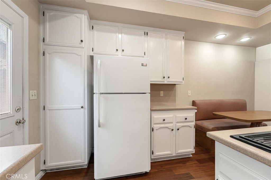 644 Avery Property Photo 36