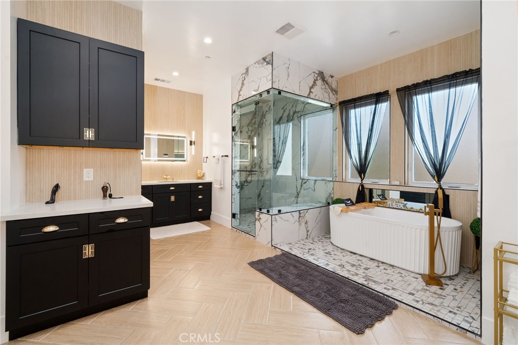 4415 Parkview Drive Property Photo 45