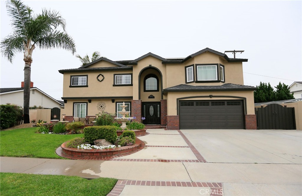 8795 La Roca Property Photo 1