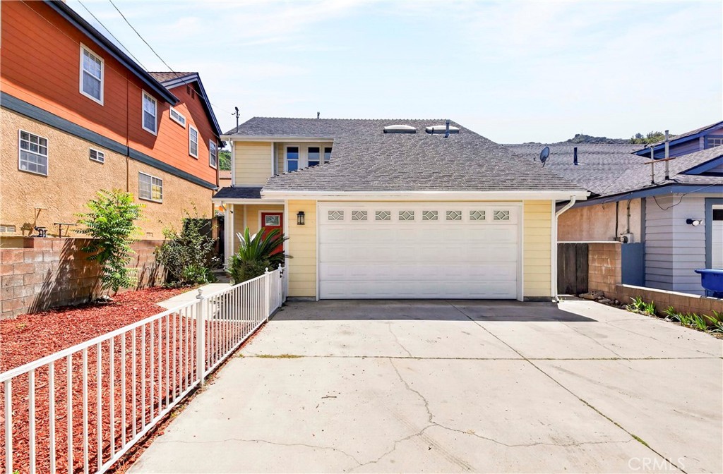 7552 Thousand Oaks Property Photo 1
