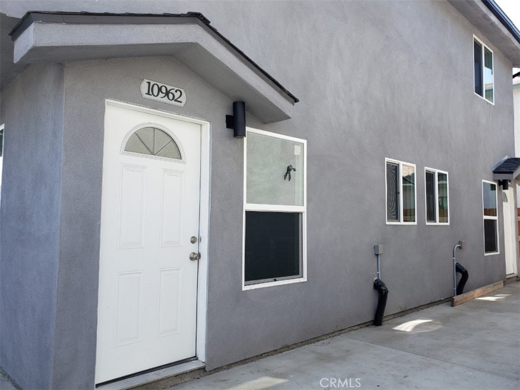 10962 Avalon Property Photo 1