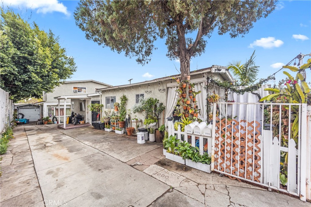 2424 West Property Photo