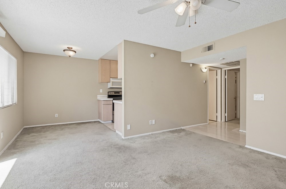 6028 Bixby Village Drive 96 Property Photo 12